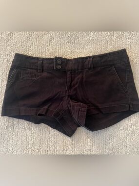 American Eagle Black Women's Stretch Shorts Size 2